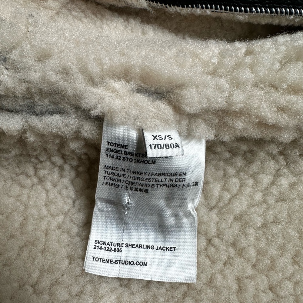 Toteme Menfi shearling coat - Picture 4 of 6